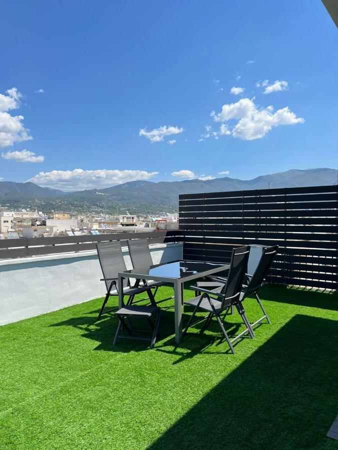Loft Spa Greece - Enjoy Our Jacuzzi Calamata Exterior foto