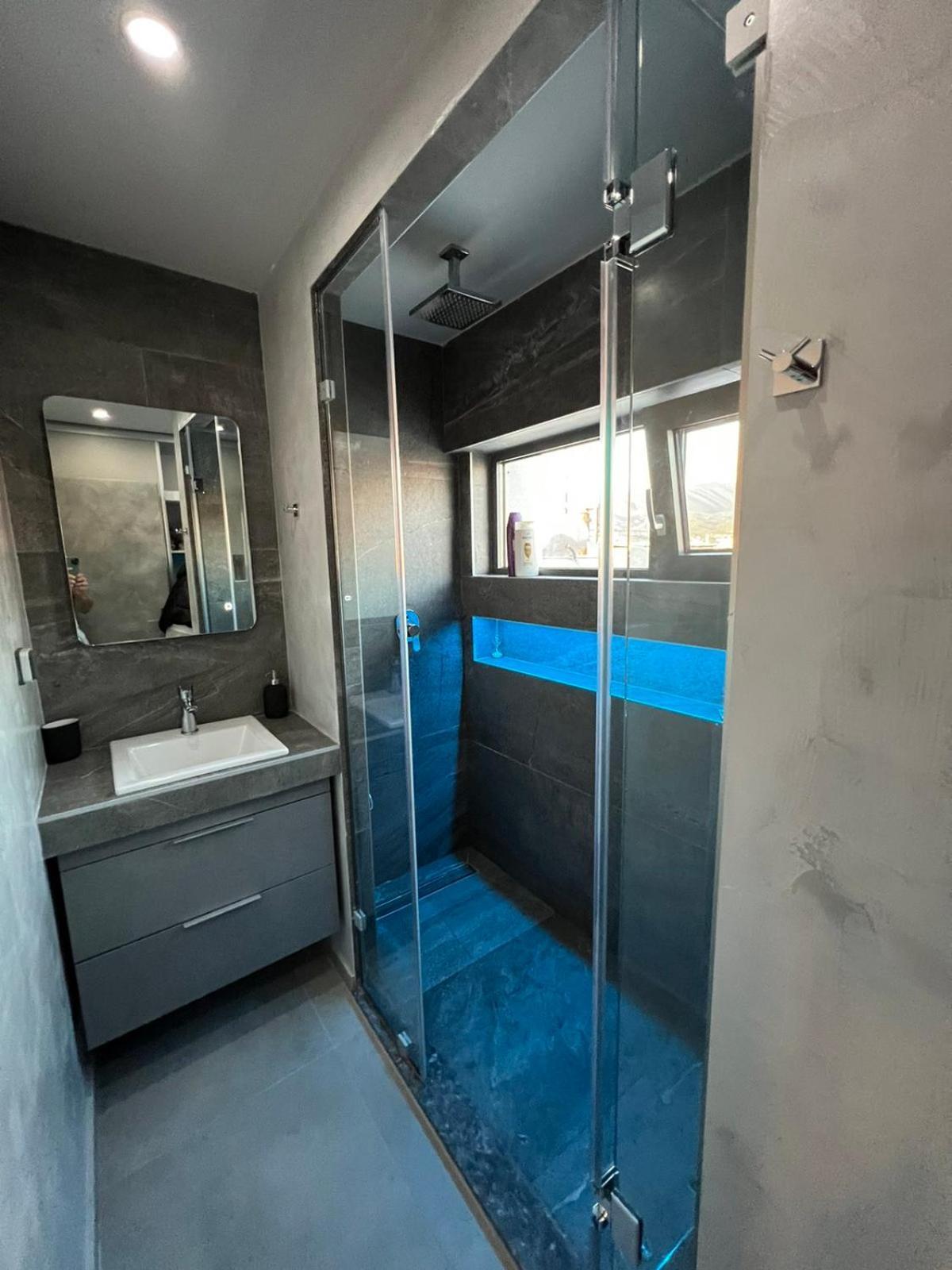 Loft Spa Greece - Enjoy Our Jacuzzi Calamata Exterior foto